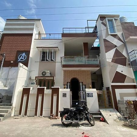 Tiruvannāmalai Kr Homestay מראה חיצוני תמונה