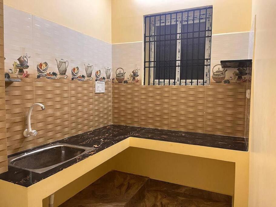 Tiruvannāmalai Kr Homestay מראה חיצוני תמונה